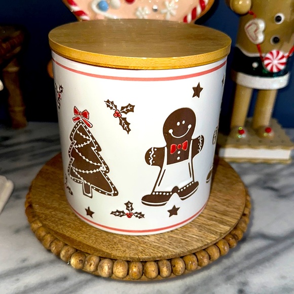 Gingerbread man canister